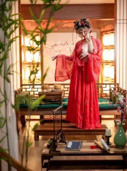 伊人色婷婷_720超清免费观看