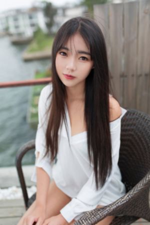 做暖暖视频在线看片免费_BD韩语在线观看完整版