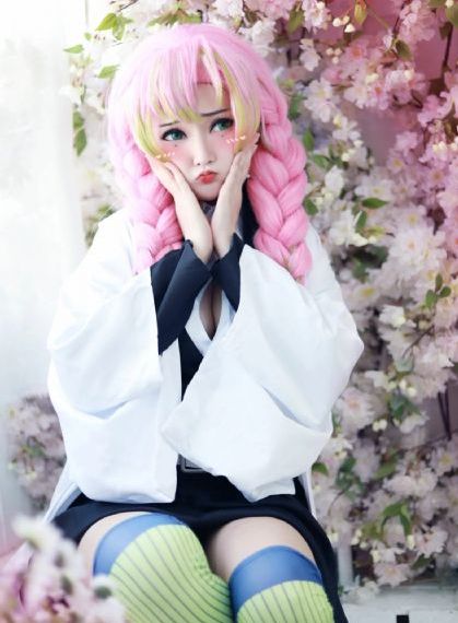 亚洲精品壁纸夏天推荐衣服_免费观看