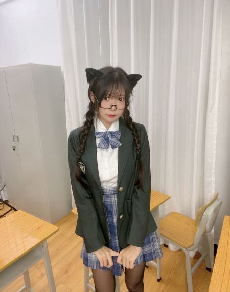 嫩草影院av_超清免费观看超清