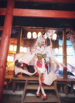 亚洲精品制服丝袜_DVD日本电影免费